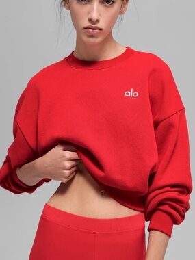 Alo red accolade crewneck